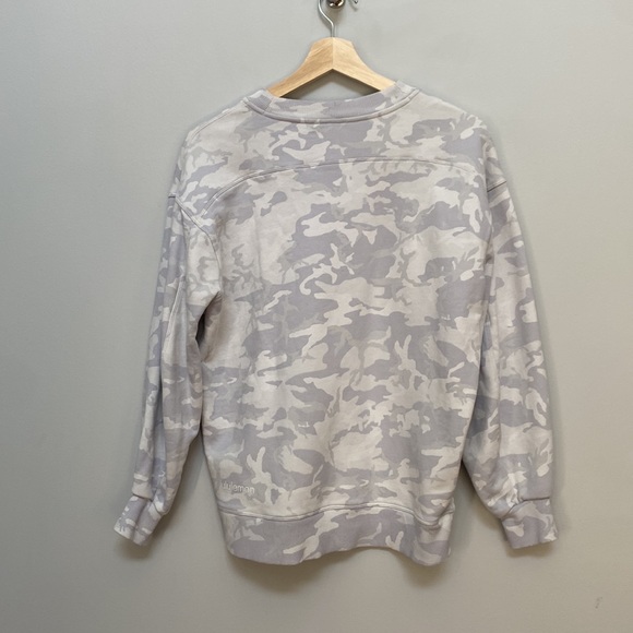 ❗️SOLD❗️2020 Lululemon Grey Camouflage LS Perfectly Crew Sweatshirt Si… - Picture 5 of 6